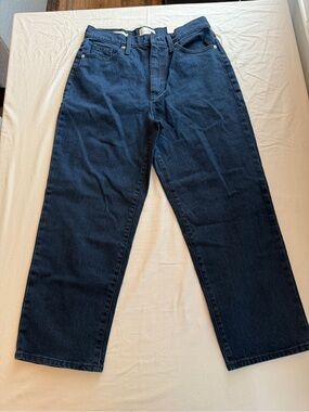 Universal Thread Dark Blue Straight-Leg Women's Jeans